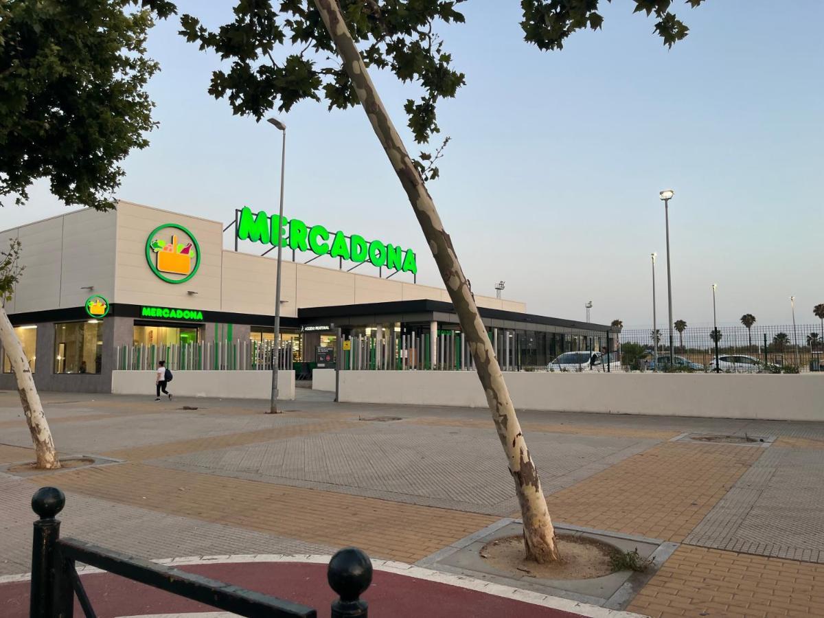 Mercado Y Playa Исла-Кристина Экстерьер фото
